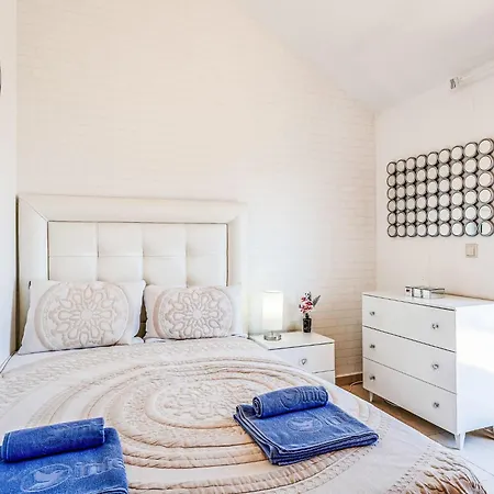 Roma By Interhome דירה